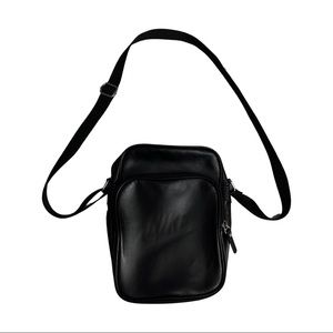 90’s Nike side bag